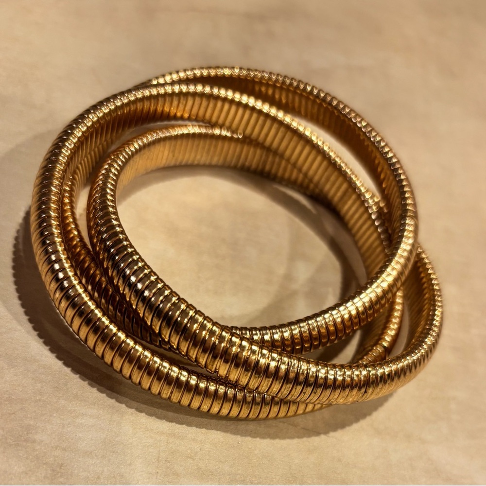 Universal Thread Gold Coil Bracelet